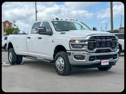 Bright White Clearcoat 2026 RAM 3500 Tradesman