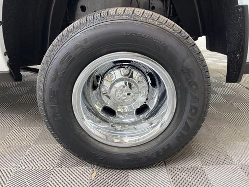 Bright White Clearcoat 2026 RAM 3500 Tradesman