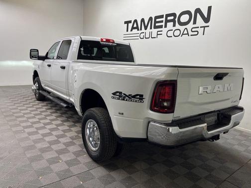 Bright White Clearcoat 2026 RAM 3500 Tradesman