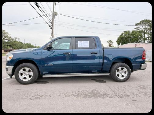 Patriot Blue Pearlcoat 2023 RAM 1500 Big Horn
