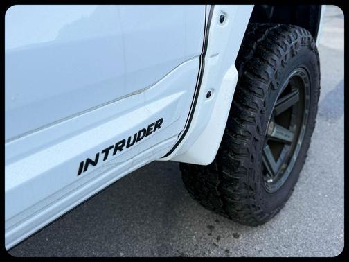 Bright White Clearcoat 2025 RAM 1500 Big Horn/Lone Star