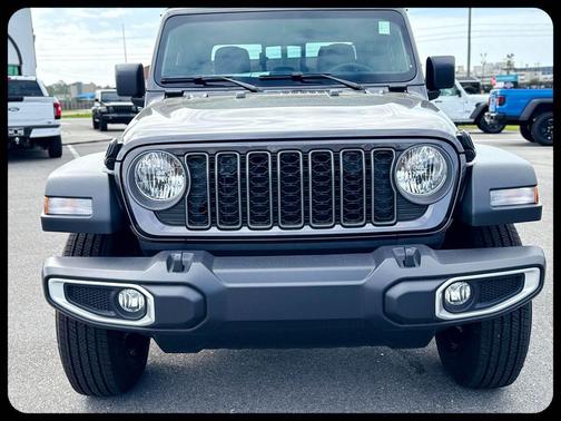 Granite Crystal Clearcoat Metallic 2026 Jeep Gladiator Sport