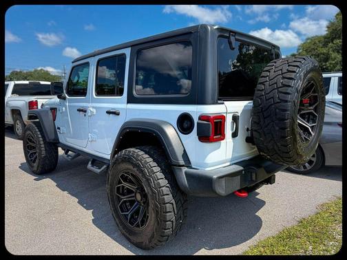 Bright White Clearcoat 2021 Jeep Wrangler Unlimited Sport