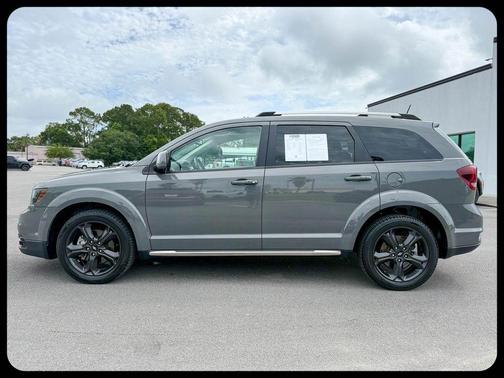 Destroyer Gray Clearcoat 2020 Dodge Journey Crossroad