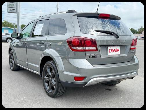Destroyer Gray Clearcoat 2020 Dodge Journey Crossroad