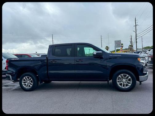 Dark Ash Metallic 2023 Chevrolet Silverado 1500 LT