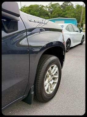 Dark Ash Metallic 2023 Chevrolet Silverado 1500 LT