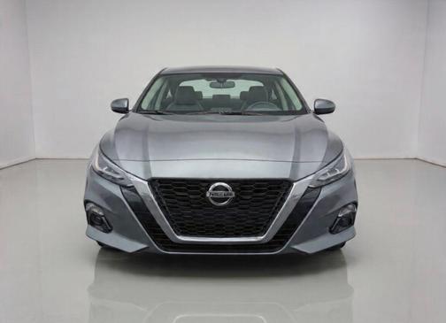 Gun Metallic 2021 Nissan Altima 2.5 SV