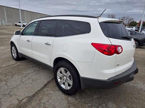 White 2012 Chevrolet Traverse LT
