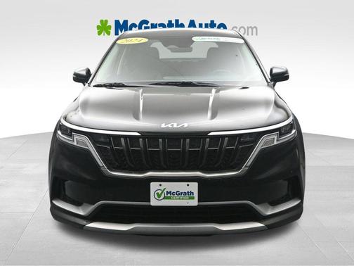 Aurora Black Pearl 2024 Kia Carnival LX