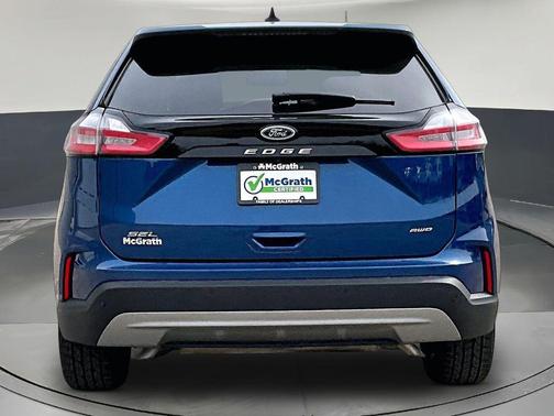 Blue Metallic 2024 Ford Edge SEL