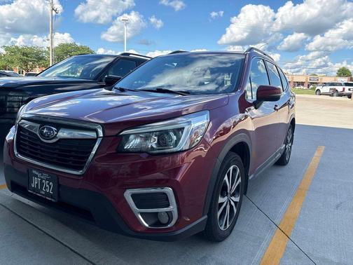 Crimson Red Pearl 2019 Subaru Forester Limited