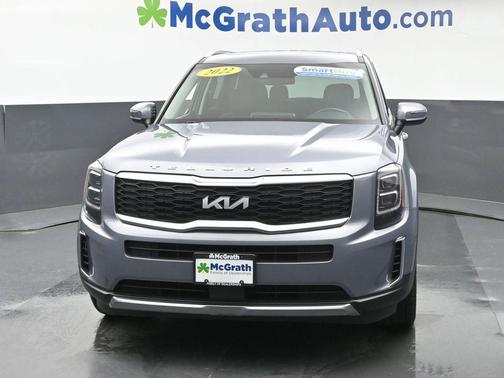 Everlasting Silver 2022 Kia Telluride EX