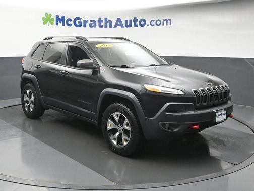 Brilliant Black Crystal Pearlcoat 2015 Jeep Cherokee Trailhawk
