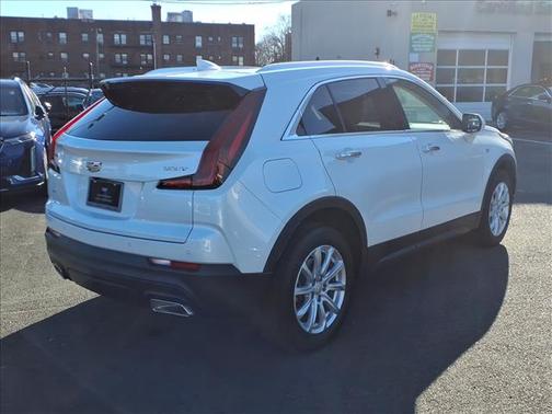 2023 Cadillac XT4 Luxury