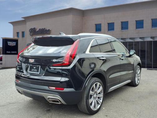 2023 Cadillac XT4 Premium Luxury