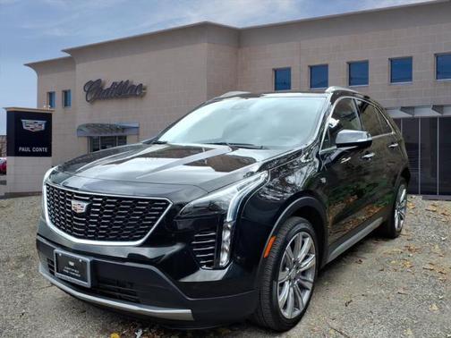 2023 Cadillac XT4 Premium Luxury