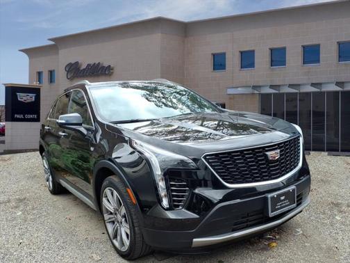 2023 Cadillac XT4 Premium Luxury