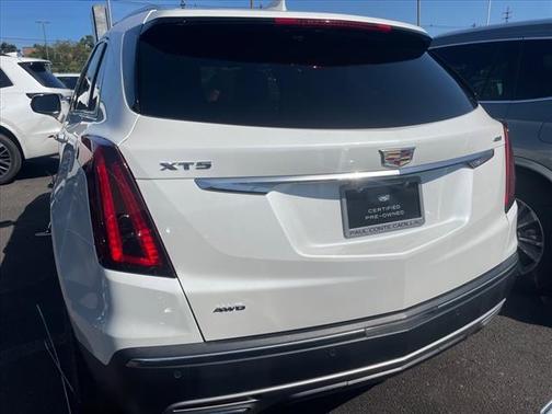 2022 Cadillac XT5 Premium Luxury