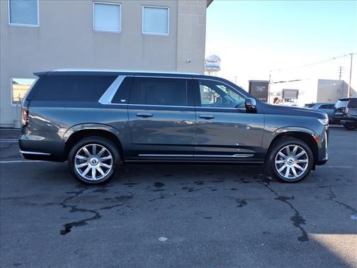 2021 Cadillac Escalade ESV Premium Luxury Platinum