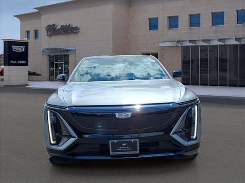 Argent Silver Metallic 2024 Cadillac LYRIQ V