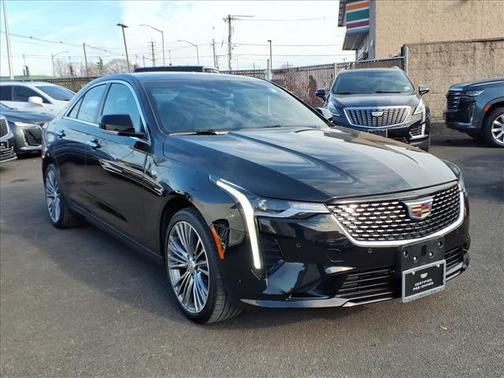 2023 Cadillac CT4 Premium Luxury