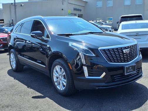 2023 Cadillac XT5 Luxury