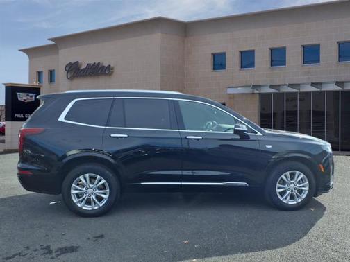 2022 Cadillac XT6 Luxury AWD