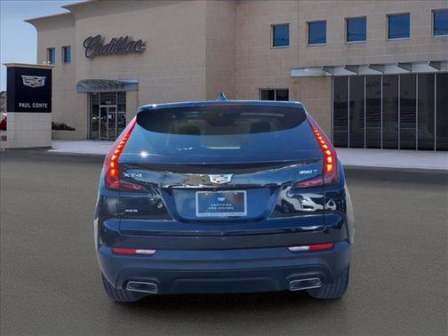 Stellar Black Metallic 2023 Cadillac XT4 Luxury