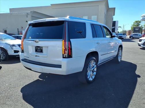 2020 Cadillac Escalade Premium Luxury