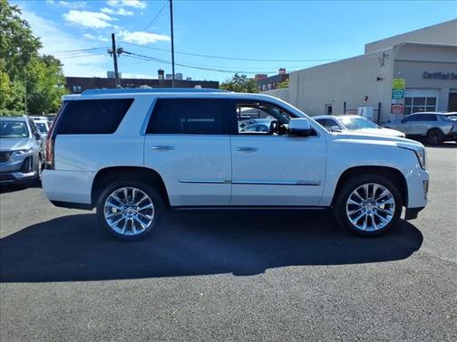 2020 Cadillac Escalade Premium Luxury