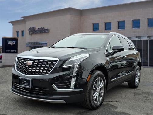 Stellar Black Metallic 2021 Cadillac XT5 Premium Luxury