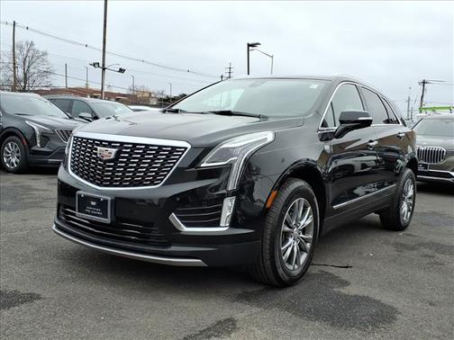 Stellar Black Metallic 2021 Cadillac XT5 Premium Luxury