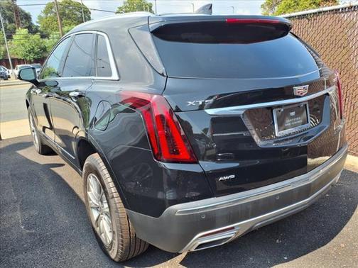 2022 Cadillac XT5 Premium Luxury