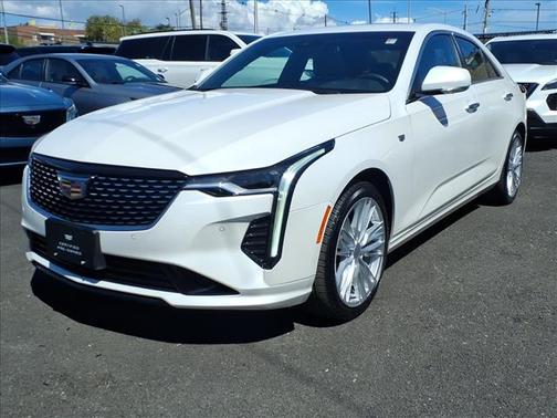 2022 Cadillac CT4 Premium Luxury