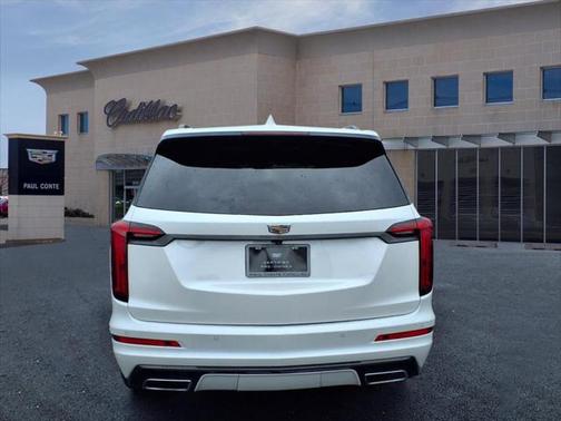 2022 Cadillac XT6 Premium Luxury