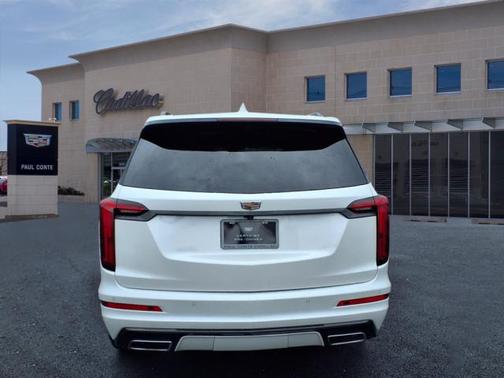 2022 Cadillac XT6 Premium Luxury