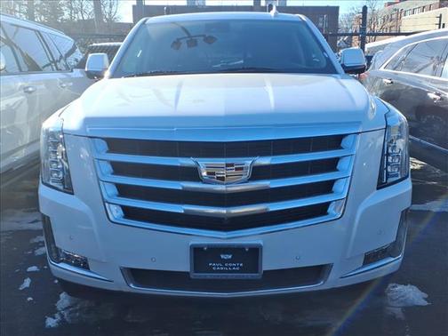 2020 Cadillac Escalade Luxury