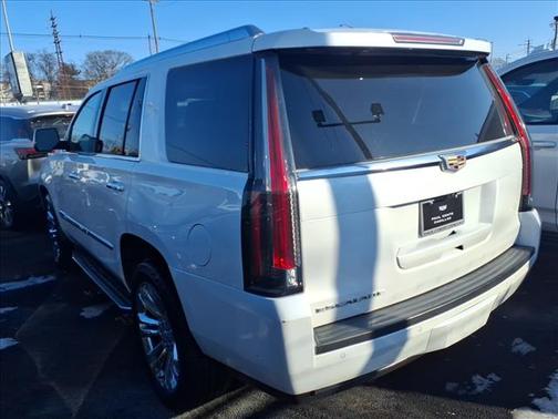 2020 Cadillac Escalade Luxury