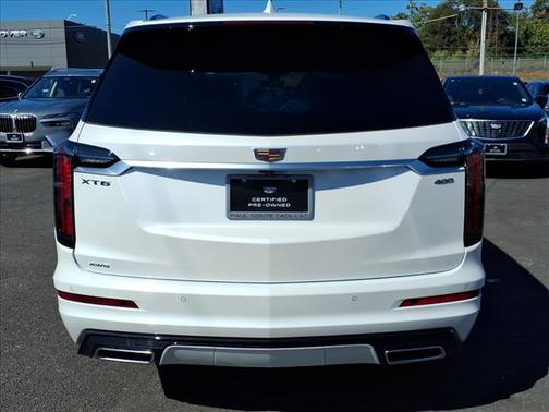2025 Cadillac XT6 Sport AWD