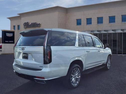2022 Cadillac Escalade Premium Luxury
