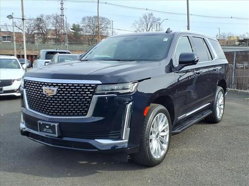 Dark Moon Blue Metallic 2022 Cadillac Escalade Luxury