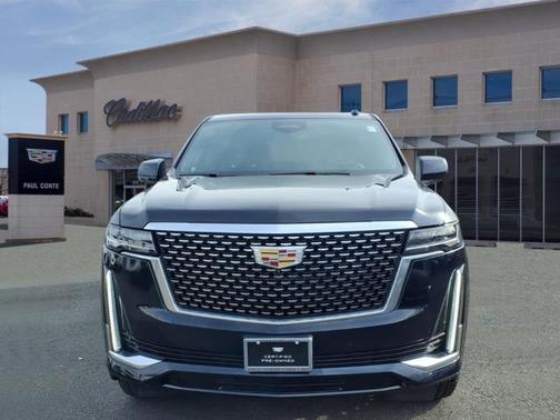 2022 Cadillac Escalade Luxury
