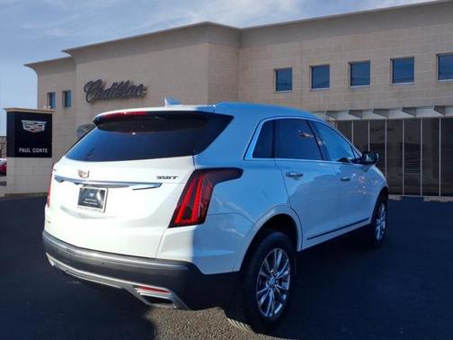 2022 Cadillac XT5 Premium Luxury