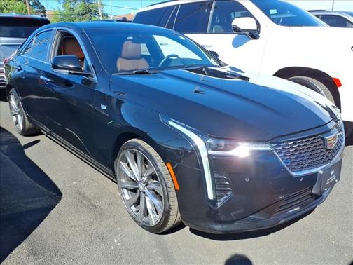 2022 Cadillac CT4 Premium Luxury