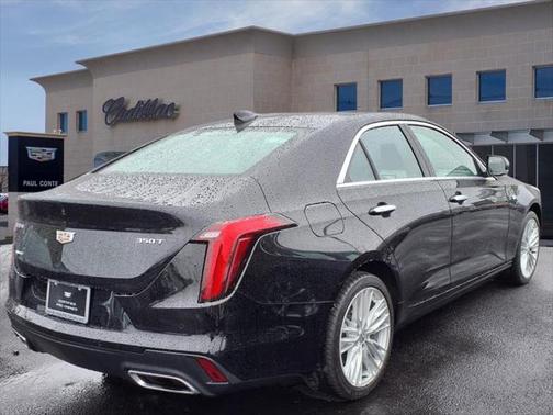 2022 Cadillac CT4 Premium Luxury