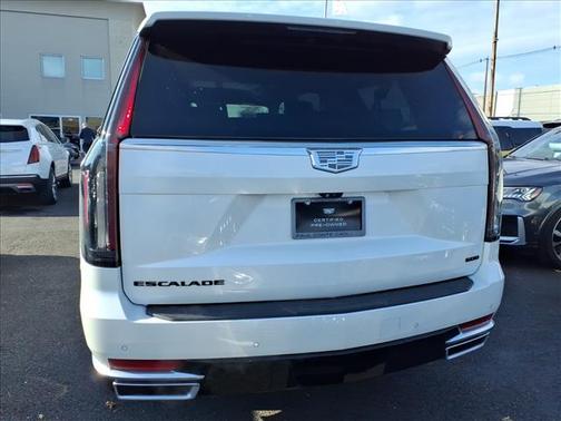 2022 Cadillac Escalade ESV Premium Luxury Platinum