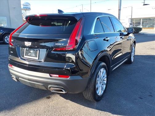 2023 Cadillac XT4 Luxury