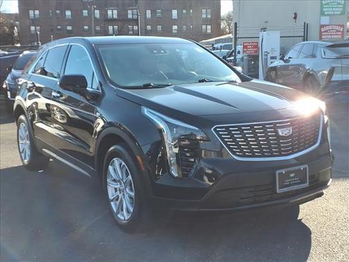 2023 Cadillac XT4 Luxury