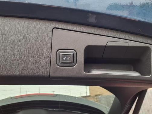 2022 Cadillac XT4 Luxury